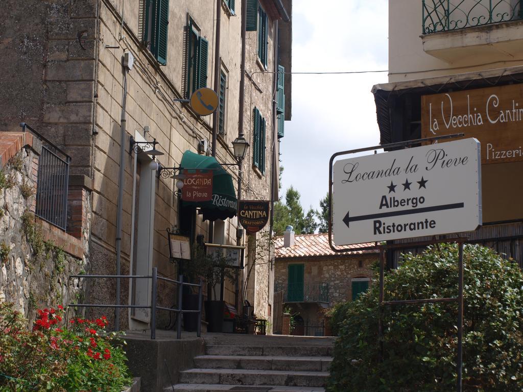 Locanda La Pieve Semproniano Luaran gambar