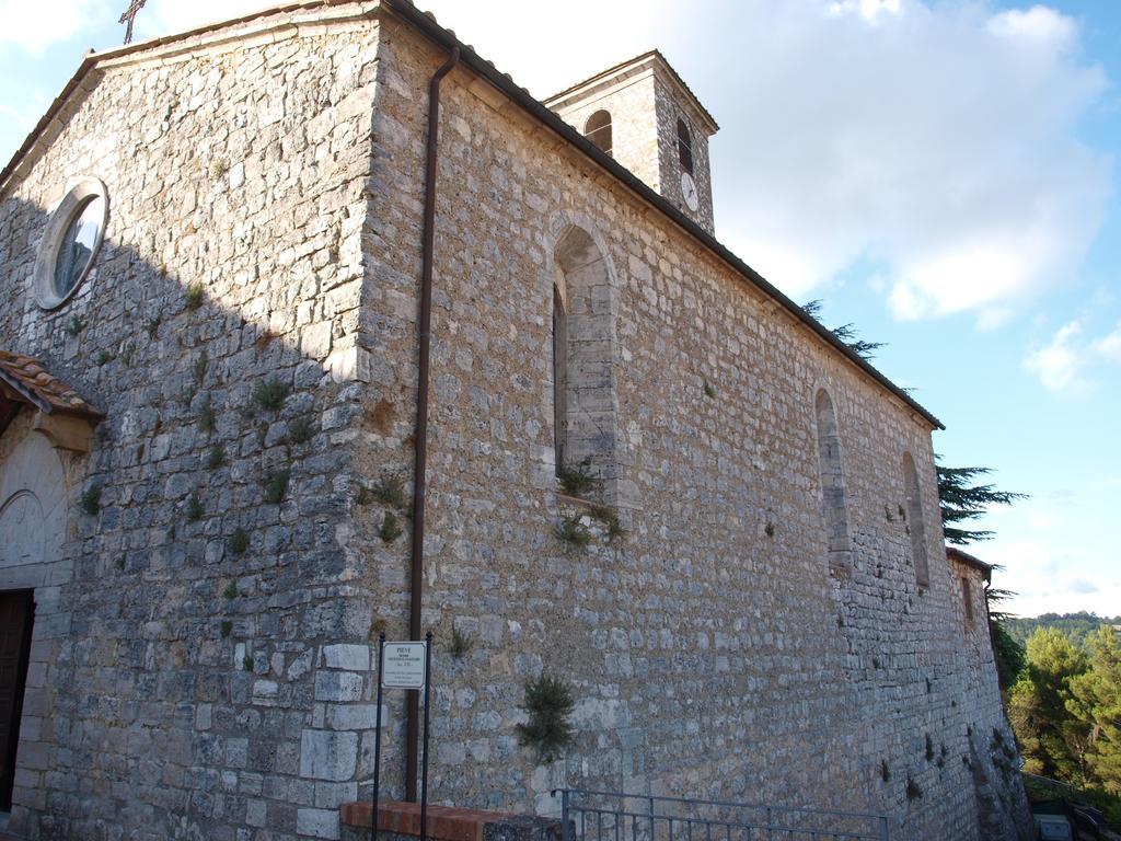 Locanda La Pieve Semproniano Luaran gambar