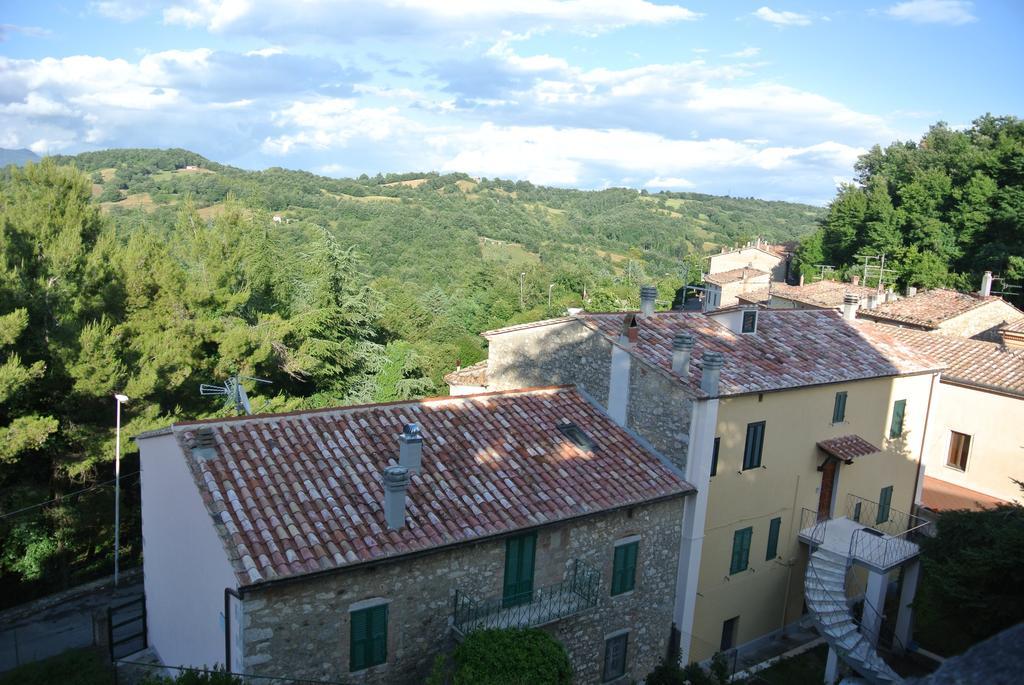 Locanda La Pieve Semproniano Luaran gambar