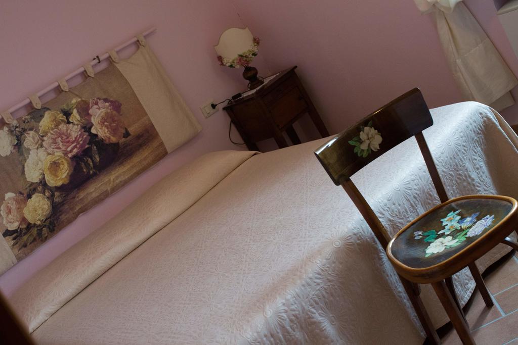 Locanda La Pieve Semproniano Luaran gambar
