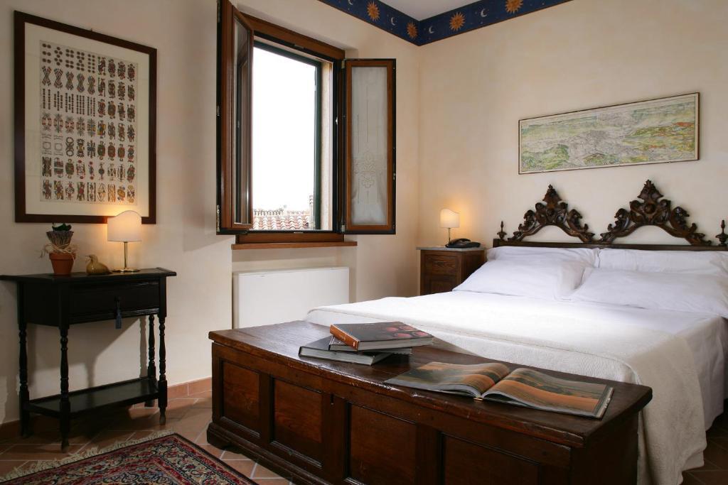 Locanda La Pieve Semproniano Luaran gambar